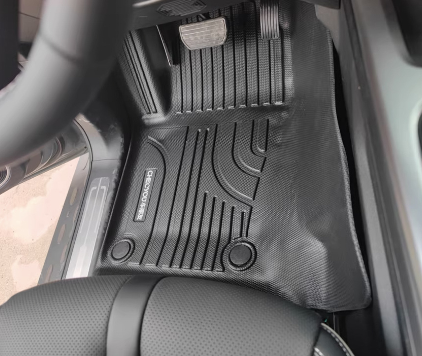 Xevaban.com ở 214 Giải Phóng là đơn vị chuyên cung cấp phụ kiện oto, đồ chơi oto, phụ tùng oto, phụ kiện tank 300, đồ chơi tank 300, xevaban, 214 giải phóng, thảm sàn tank 300, thảm tpe tank 300, thảm lót sàn tank 300, thảm cốp tank 300.